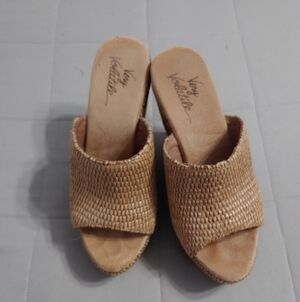 Very Volatile Hampton Wedges Size 7